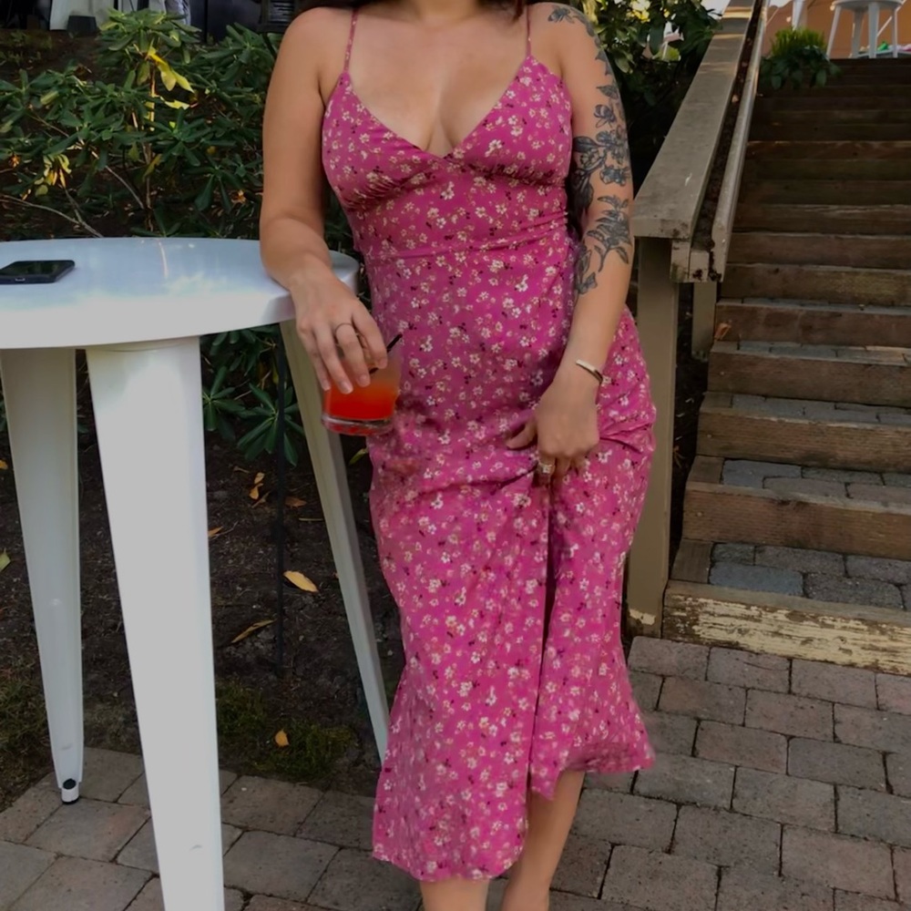 Rosy Pink summer dress with flower pattern